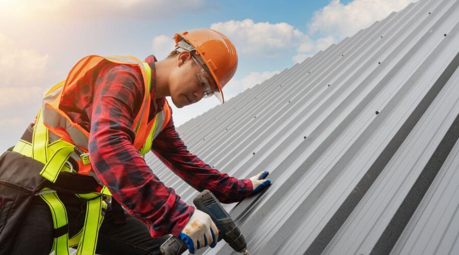 Professional residential roofers in Ball, LA